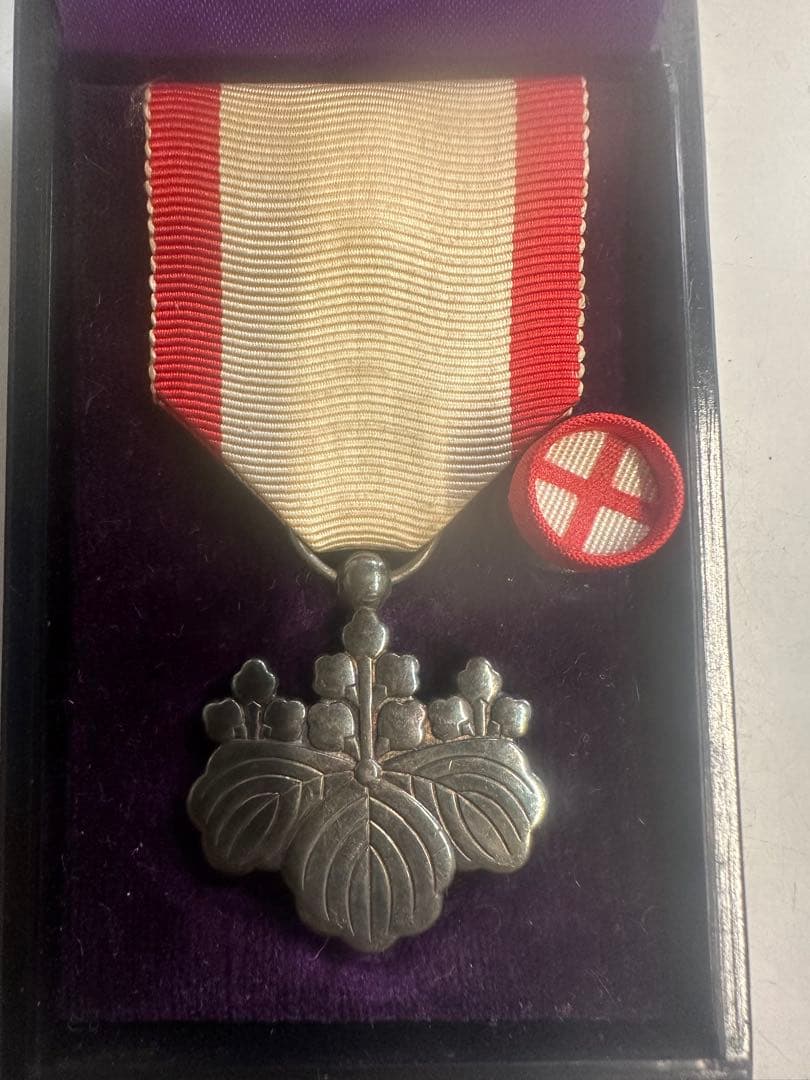 勲七等瑞宝章 ★ 箱付き・略綬付き ★ 日本 勲章 旧制度 勳章 勲七等