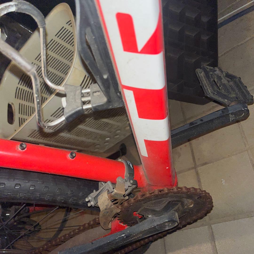 TREK MARLIN マウンテンバイク レッド