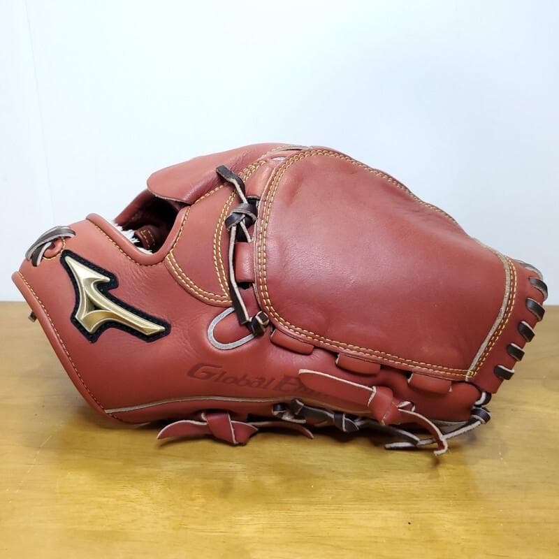 ミズノ グローバルエリート H02+ 限定モデル 良品 投手用 軟式グローブ