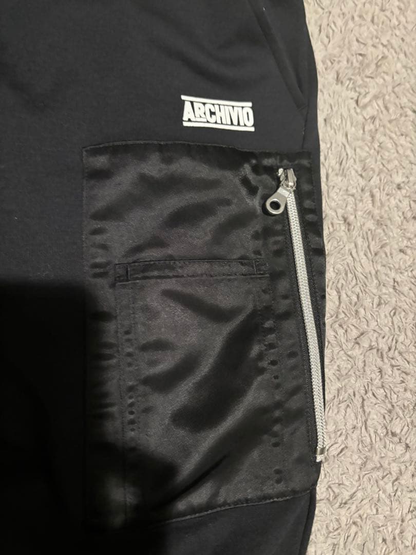 ARCHIVIO ブラックパンツ ジッパーポケット付き サイズ46