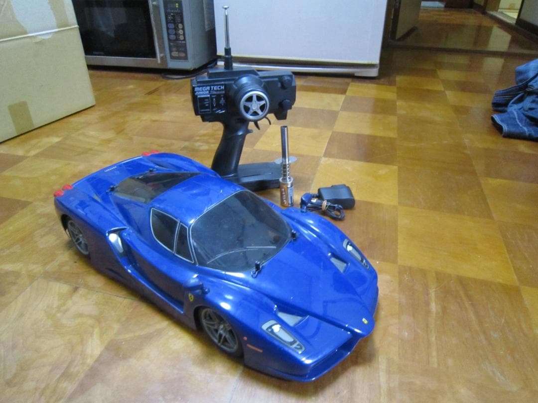 エンジン1発始動 1/10 タミヤ TG10 mk-1 フルメカ フェラーリ