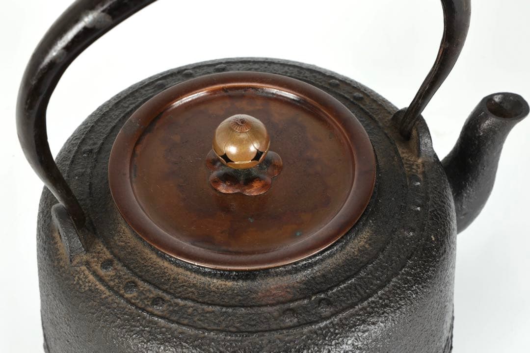 【時代鉄瓶】班柴銅蓋 累座紋 萬代屋形鉄瓶 茶道具 湯沸 古鉄瓶 古美術 骨董品