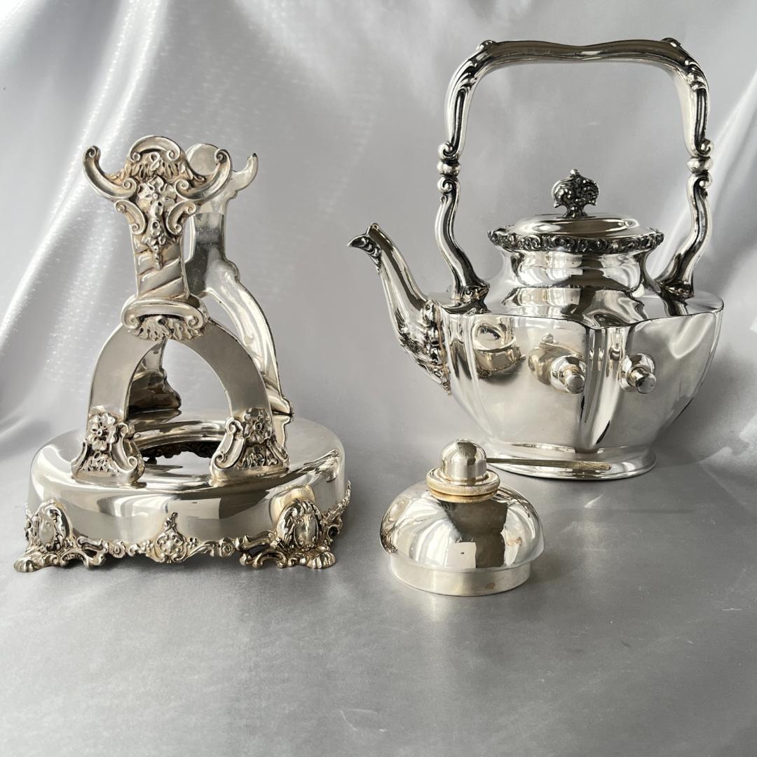 ティーケトル スタンド / バナー【シルバープレート】華麗！！