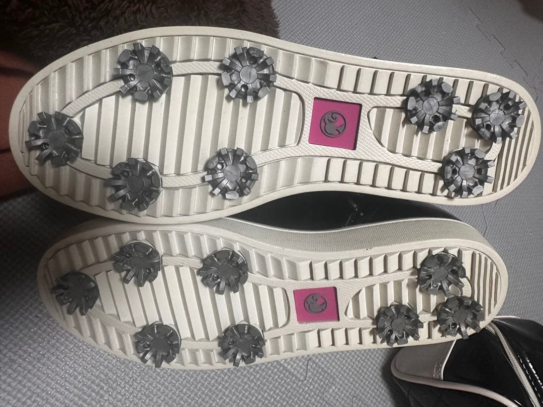 バービー　パーリーゲイツ　ゴルフシューズ 24cm ラウンドバッグ付き