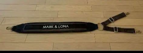 【美品】MARK & LONA ゴルフ　名札付　キャディバッグ