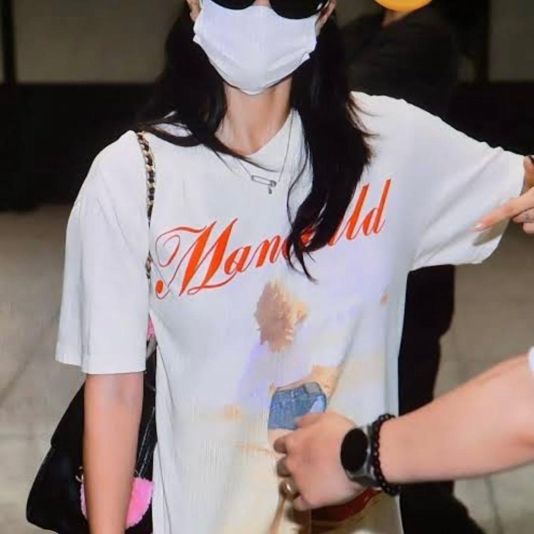 ミュージシャン Sabrina Carpenter Manchild T-shirt M