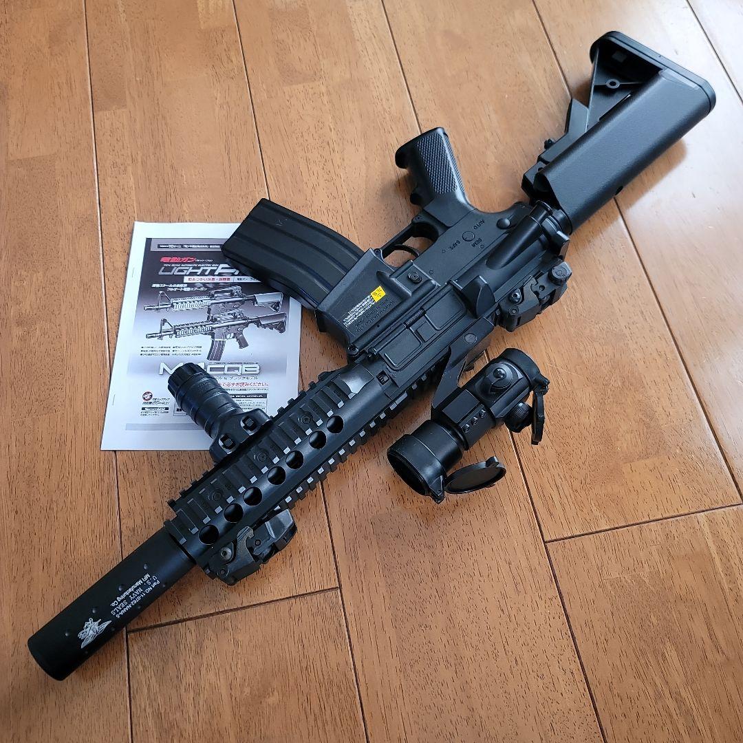 東京マルイ　電動ガンライトプロ　M4CQBカスタム