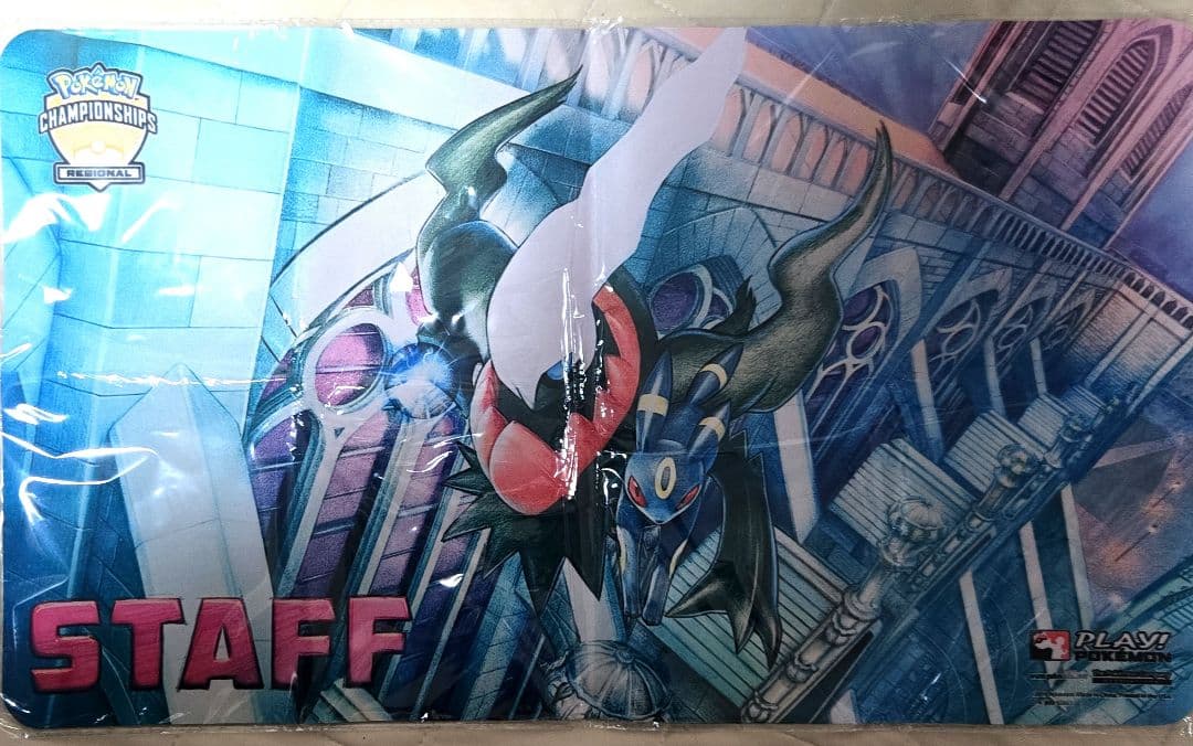 ダークライ&ブラッキー　プレイマット　海外　新品未使用　staff