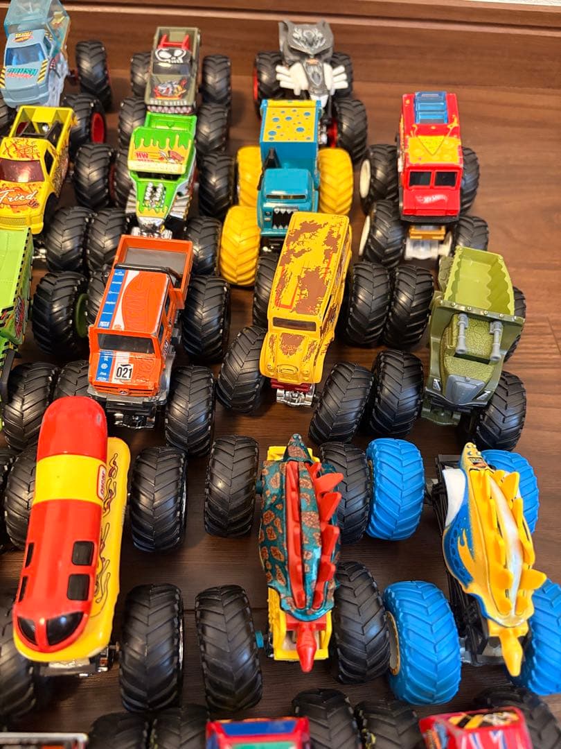 ホットウィール　モンスタートラック　22台セット