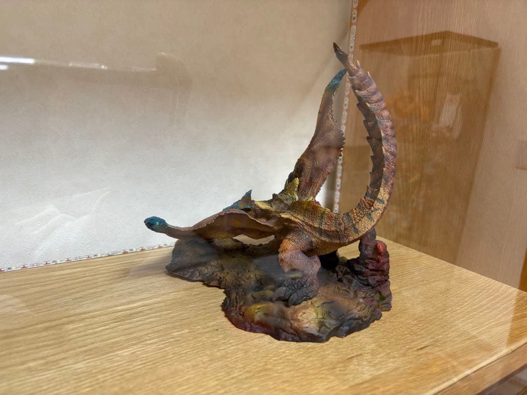 クリエイターズモデル　ティガレックス　開封品