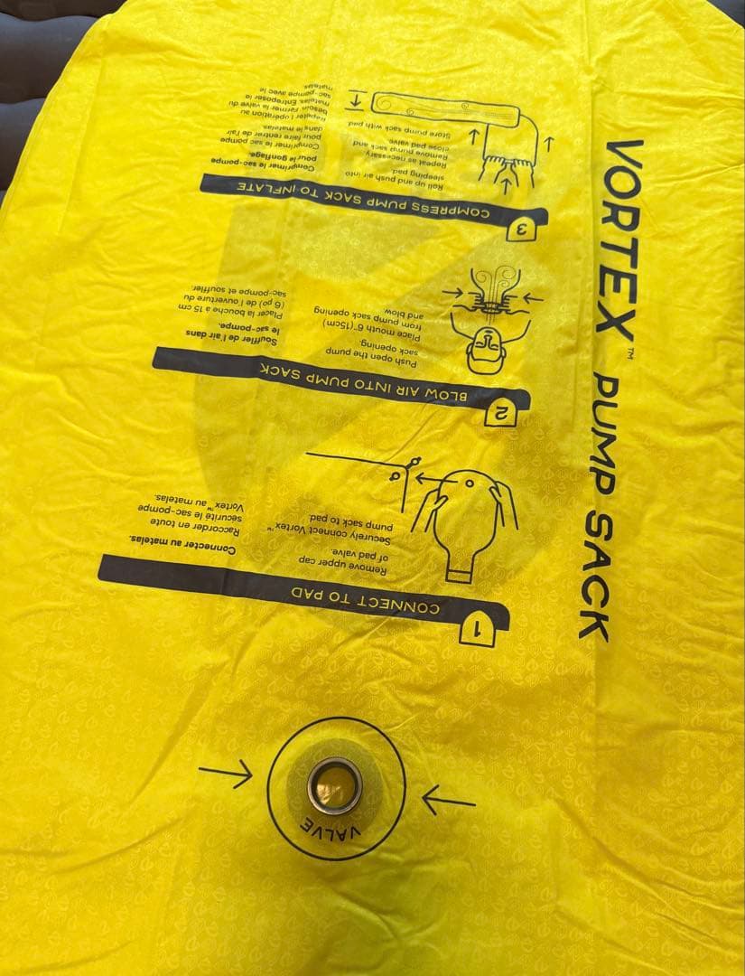 美品！ NEMO ニーモ　スリーピングマット