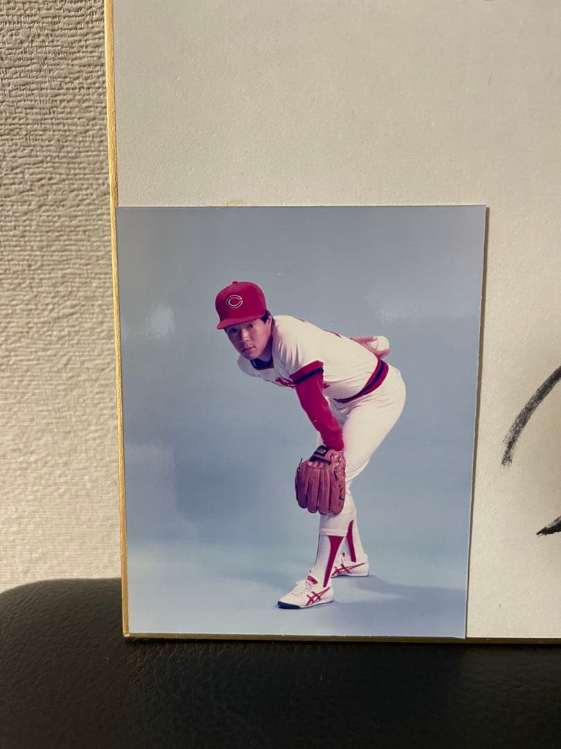 広島東洋カープ★津田恒美14番　直筆サイン色紙