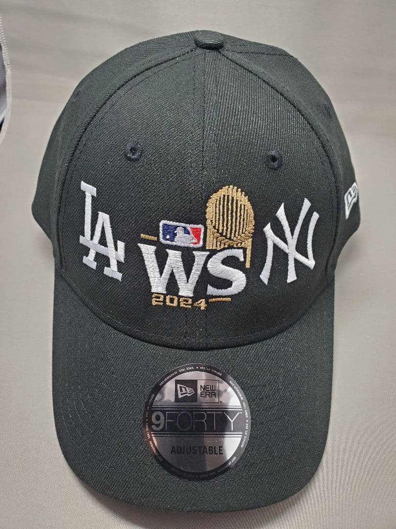 ワールドシリーズキャップ・ボール・冊子セット　ドジャースVSヤンキース 大谷翔平