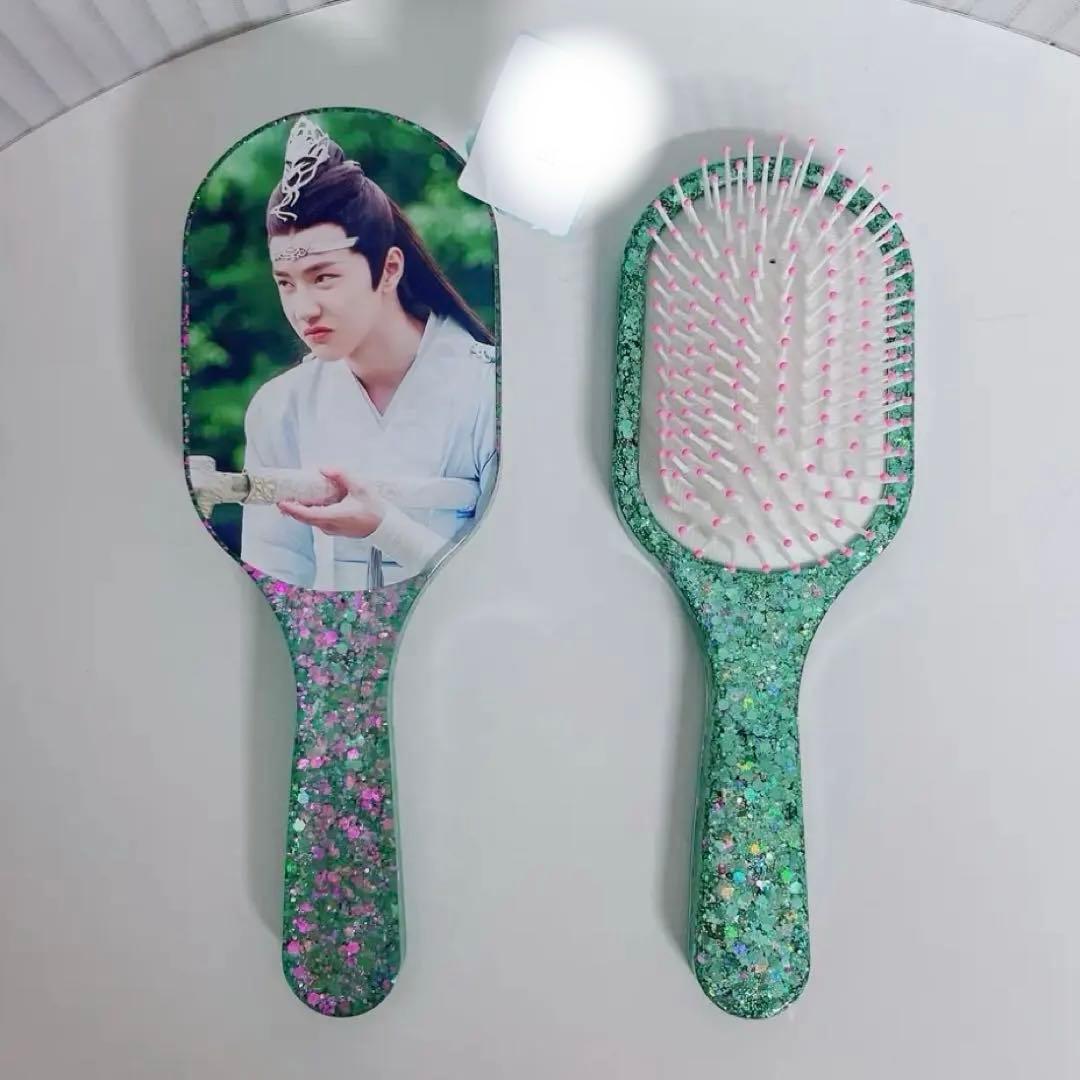 王一博 超大レジンエアークッション付きヘアブラシ　9点セット❣️確認用0105