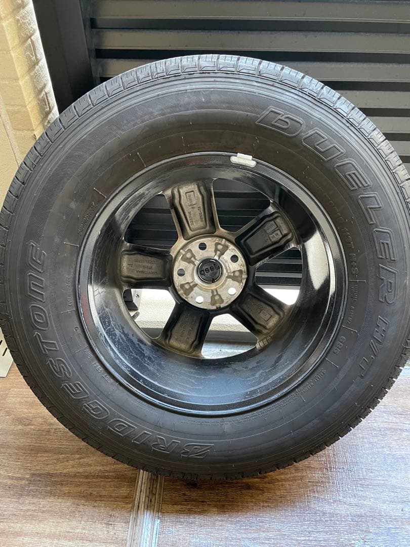 JeepジープラングラーJLサハラ18インチ純正タイヤ付ホイール 5本セット中古