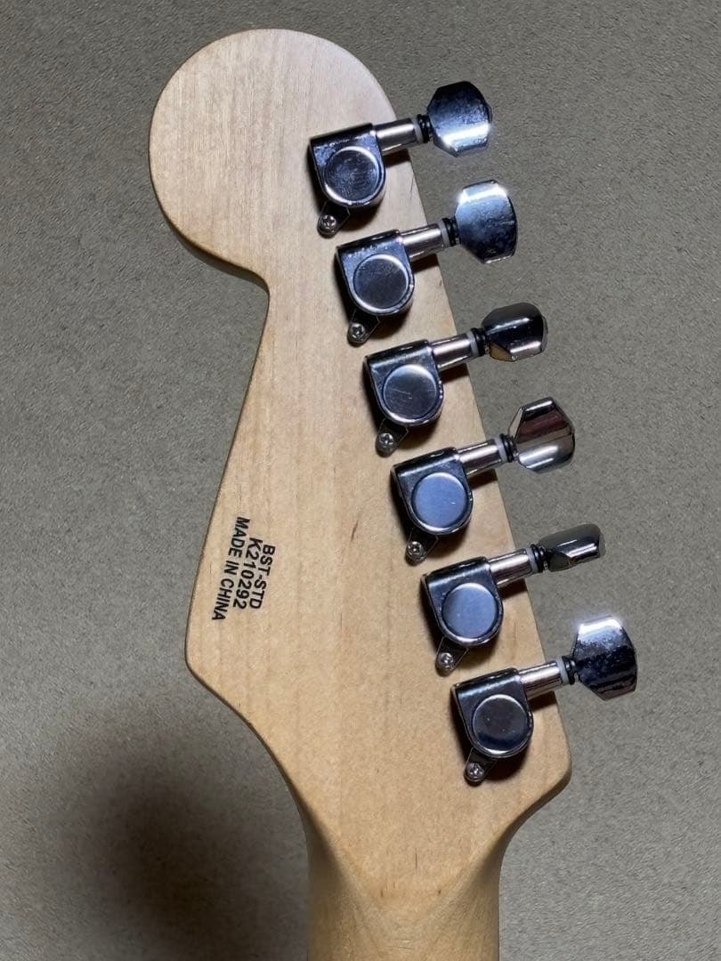 美品✧*。BUDKER'sエレキギター ストラトキャスタータイプ【現状品】