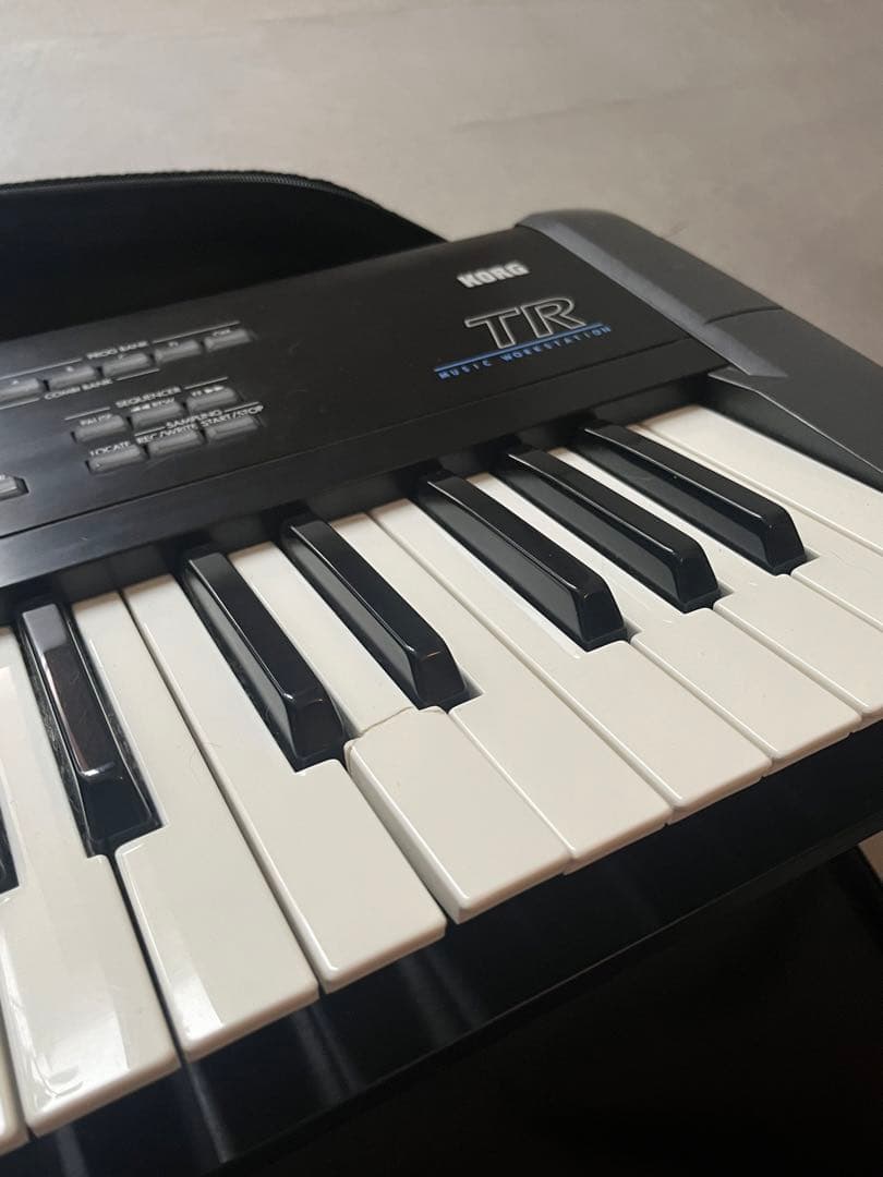 KORG シンセサイザー 61鍵 TR61