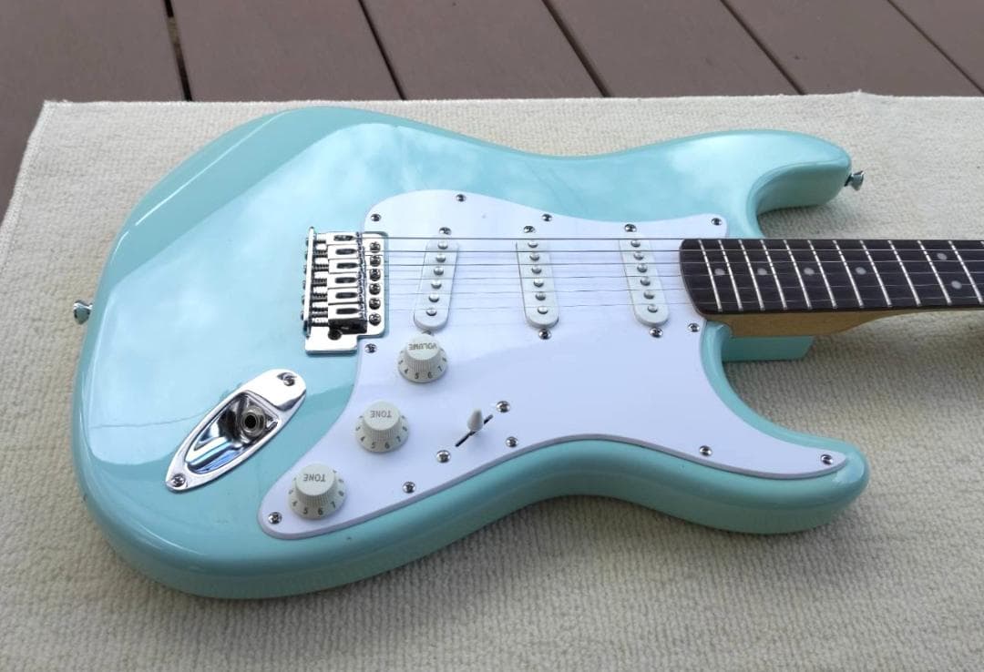 ✨未使用✨フェンダー スクワイヤー ストラトキャスター サーフグリーン