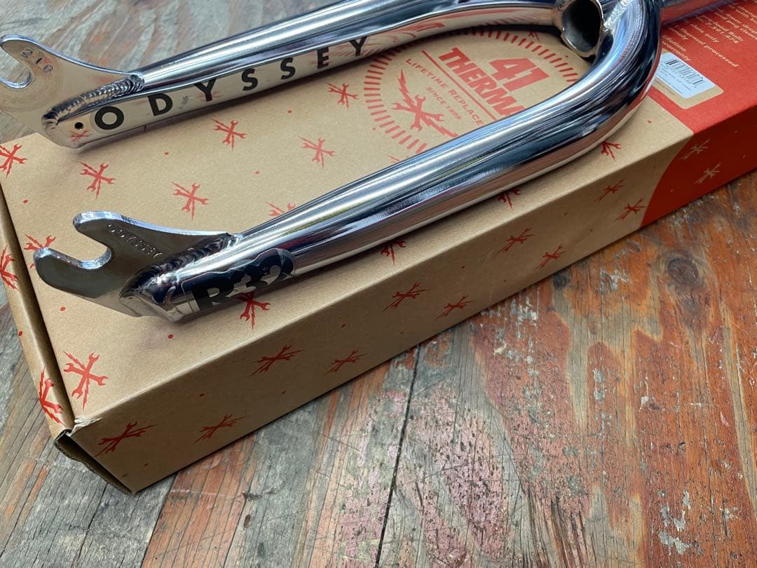 ODYSSEY R32 フォーク Chrome