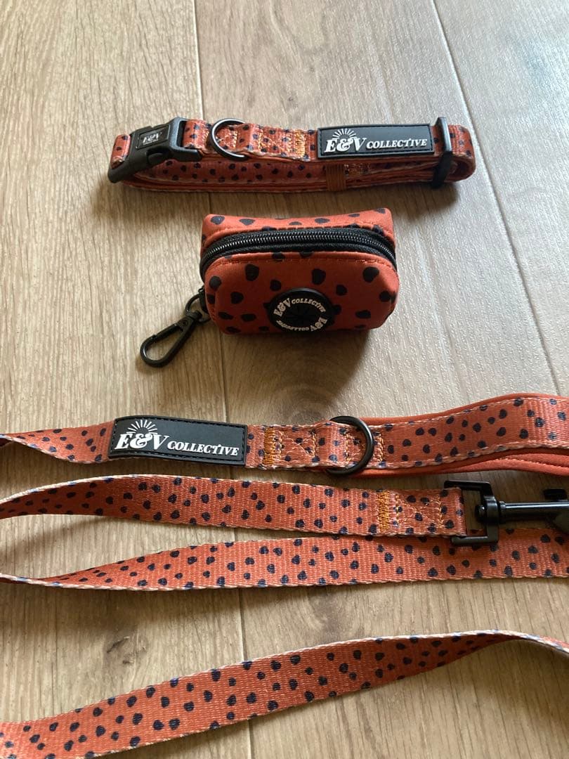 【イギリス製】中型、大型犬　カラー、ハーネス、リード、プーバック4点