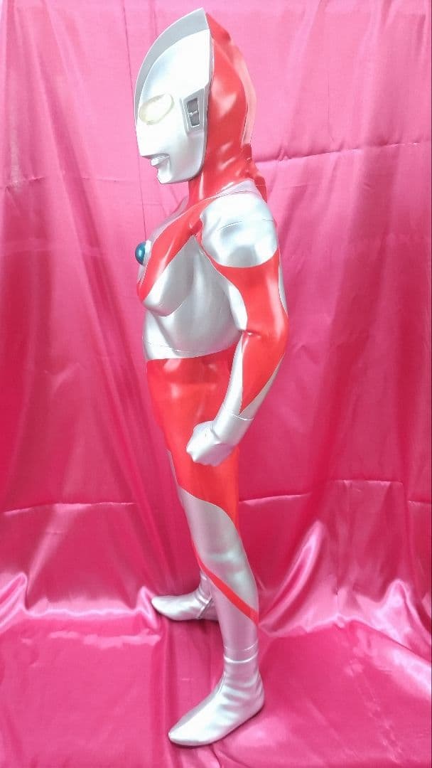 海洋堂 ウルトラマン 約85センチ ハイパーソフビ フィギュア 完成品