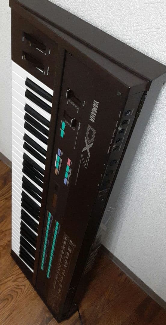 YAMAHA DX7 デジタルシンセサイザー 61鍵 カートリッジ✕2他付属品