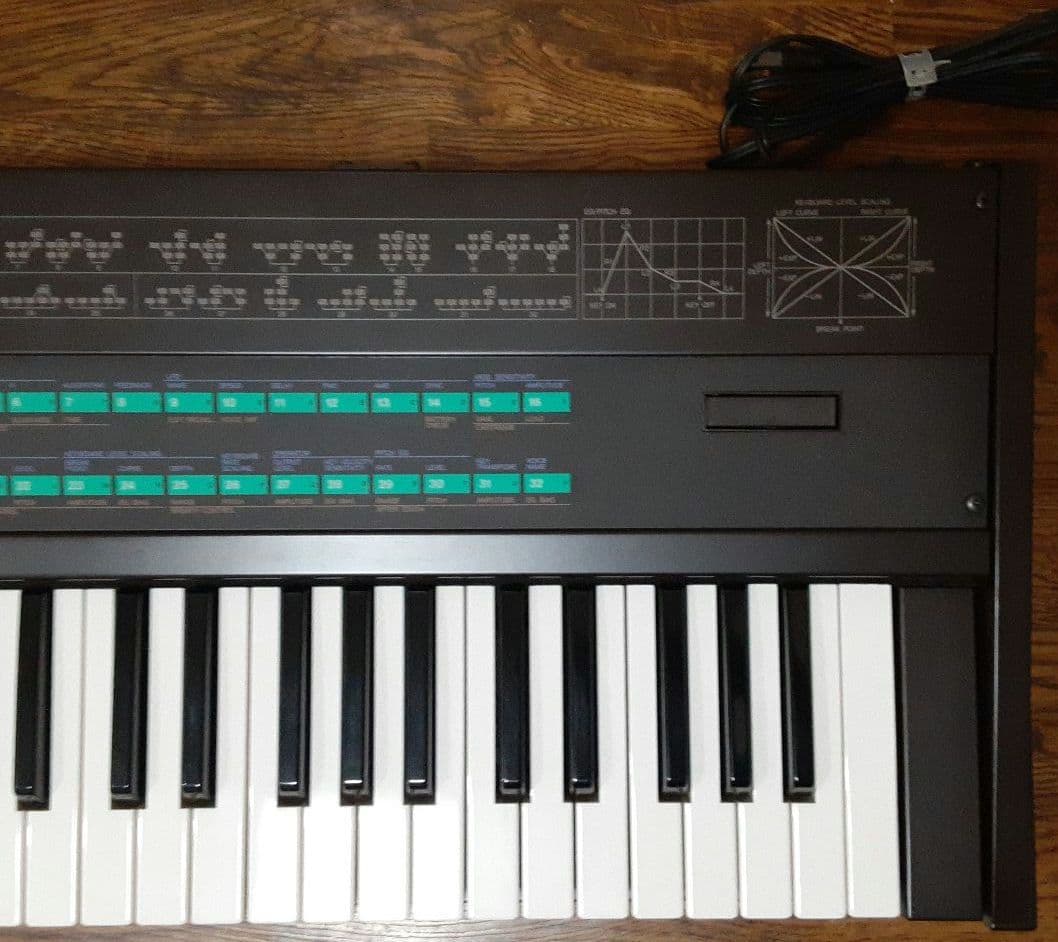 YAMAHA DX7 デジタルシンセサイザー 61鍵 カートリッジ✕2他付属品