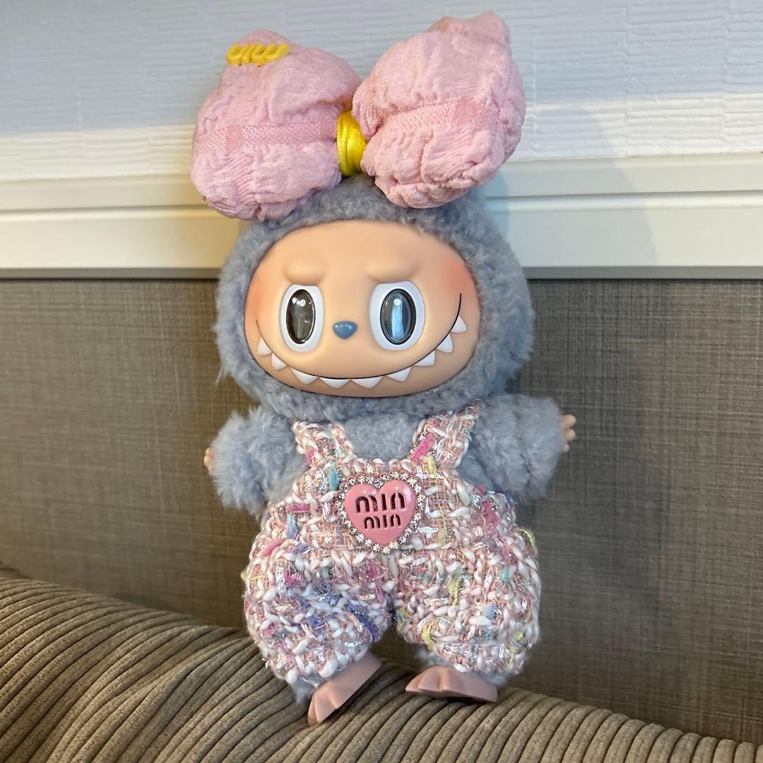 labubu コスチューム付き　正規品