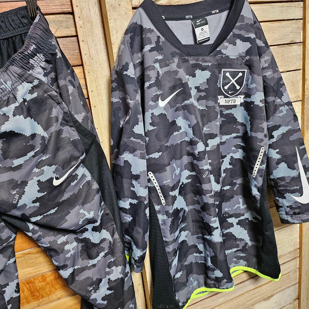NIKE NFTB ウィンド ピステ 上下セット デジタルカモ 迷彩 ナイキ