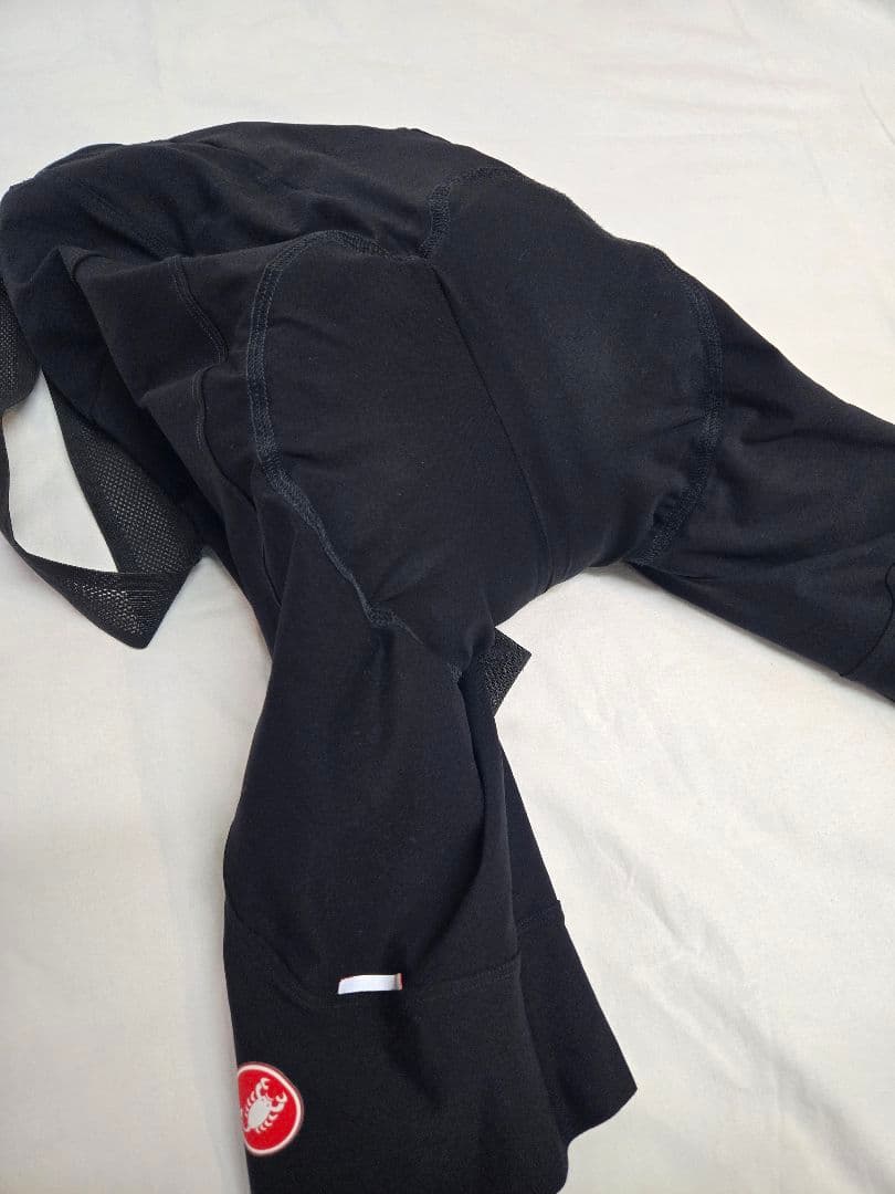 カステリ エスプレッソ ビブショーツ　Mサイズ