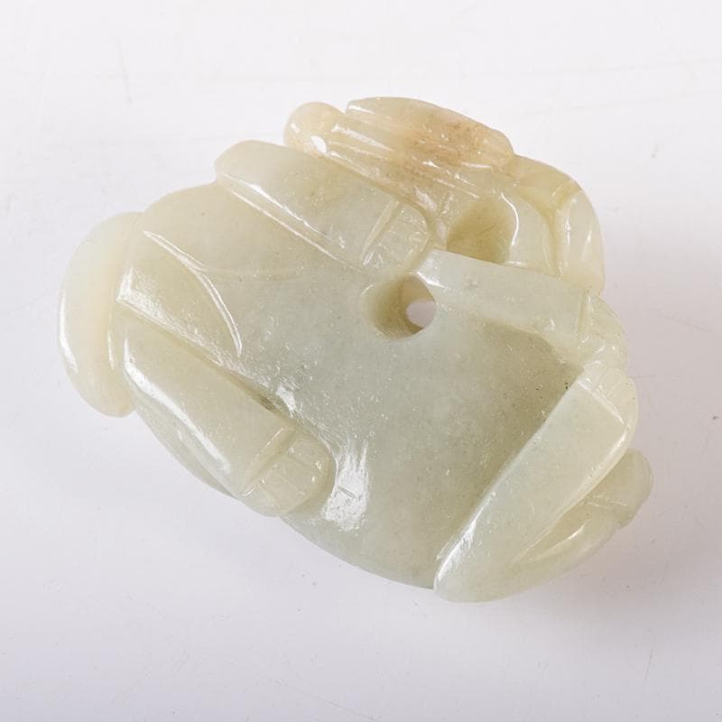 中国　玉石彫刻　神獣　根付　紙鎮　置物　C　8599E