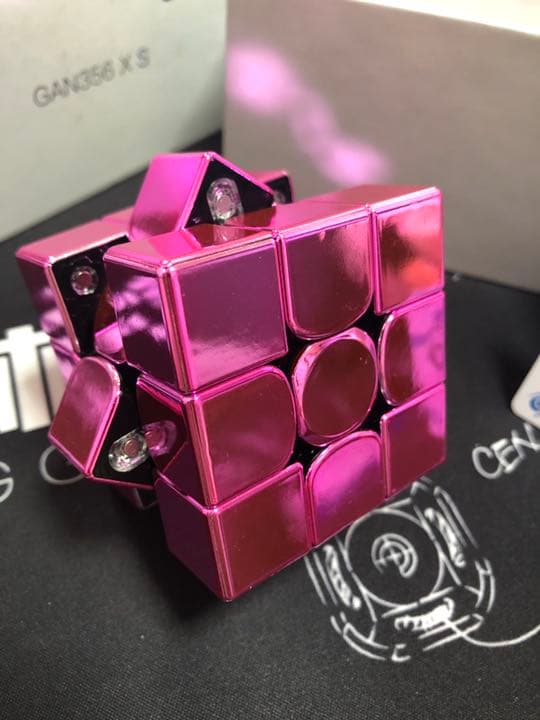 GAN 356XSM「電気メッキ」うすピンク色 ルービックキューブ