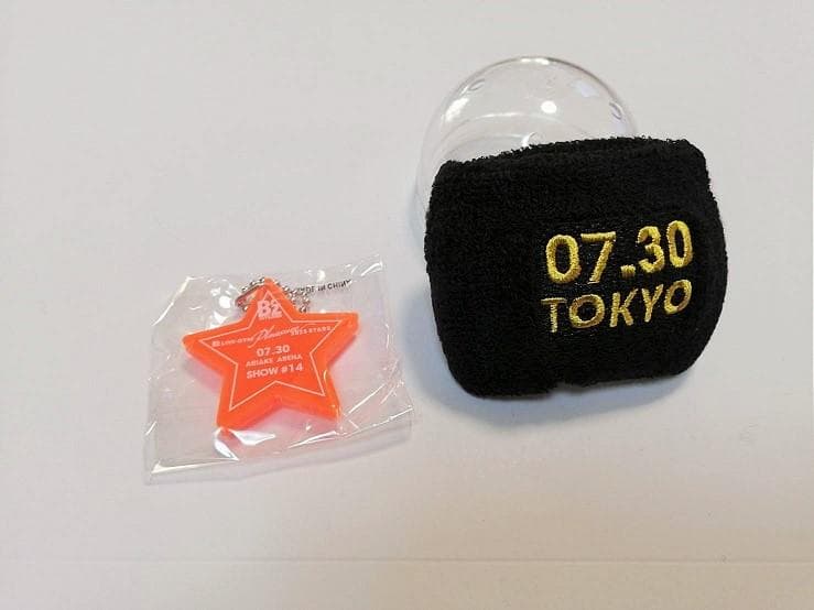 B'z 2023 -STARS- ガチャガチャ 有明 限定チャーム+リストバンド