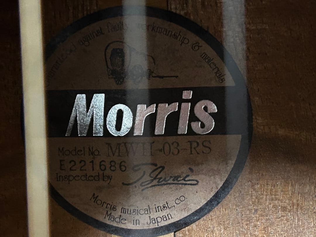Morris アコースティックギター(ピックアップ搭載)