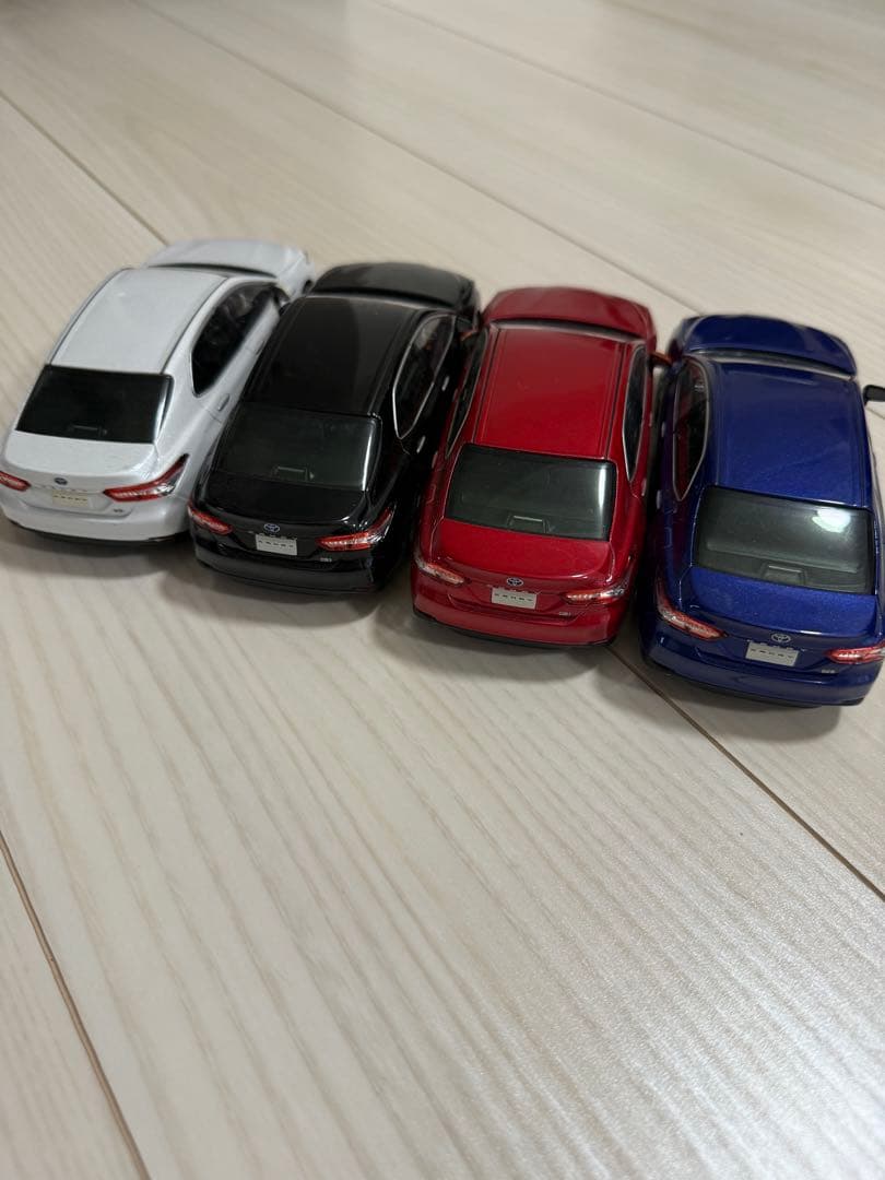 カムリ　ミニカー