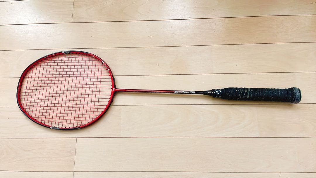 希少品！YONEX マッスルパワー100 バドミントンラケット