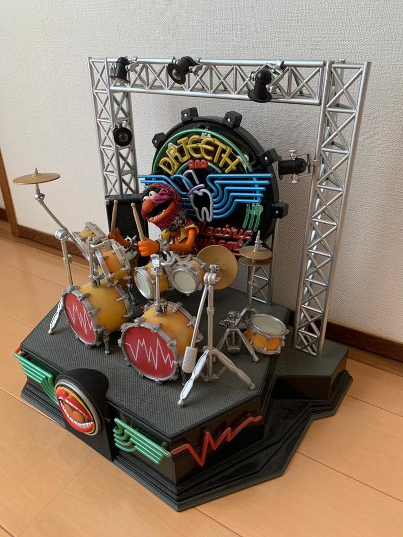 アニマルとエレクトリックメイヘムステージセット