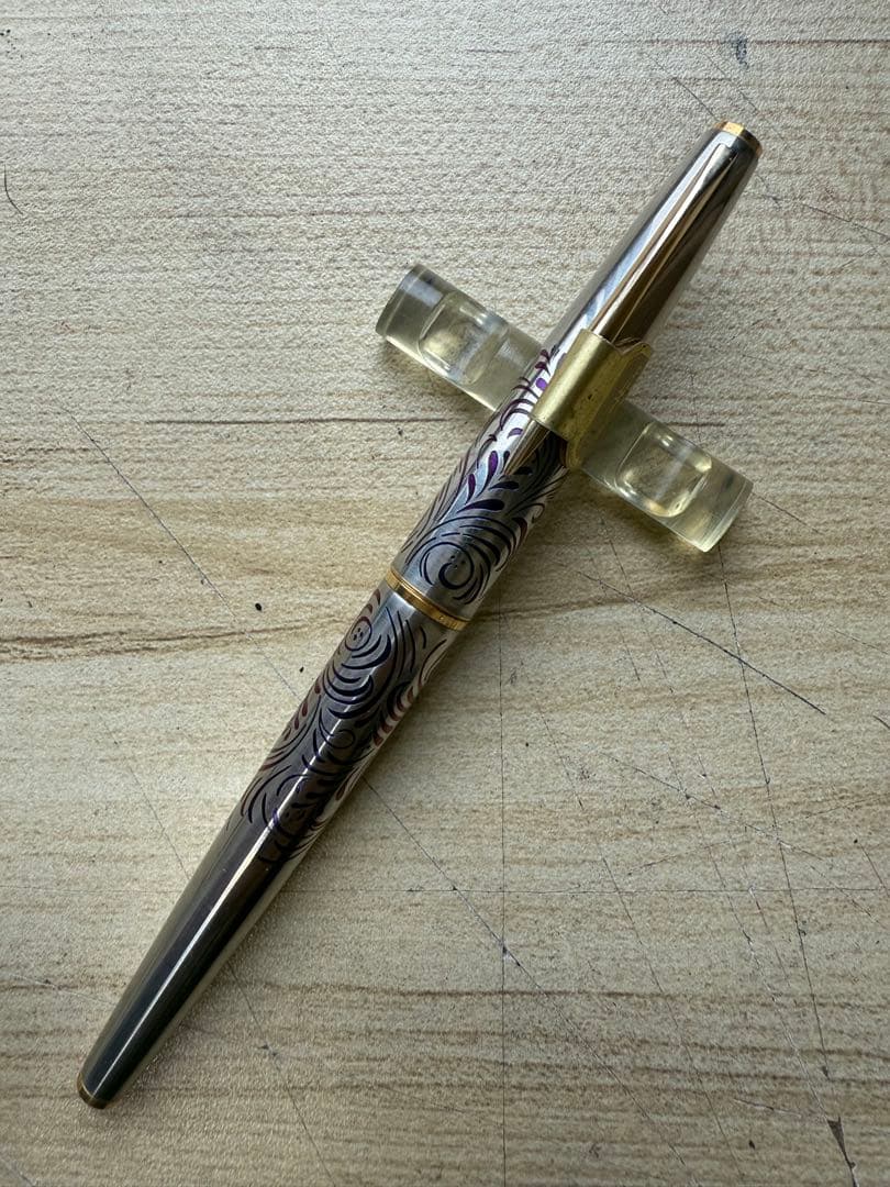 パイロット万年筆　PILOT 18K 蝕刻　昭和レトロ　激レア！