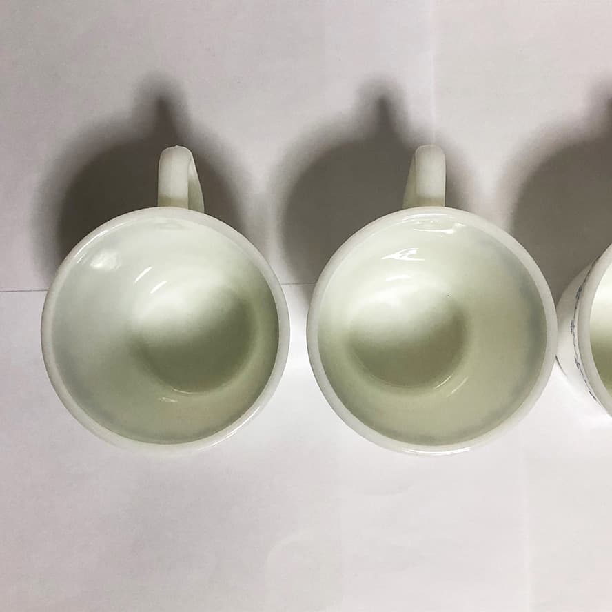 パイレックス スノーフレイク ミルクガラス マグ ４点１セット #001