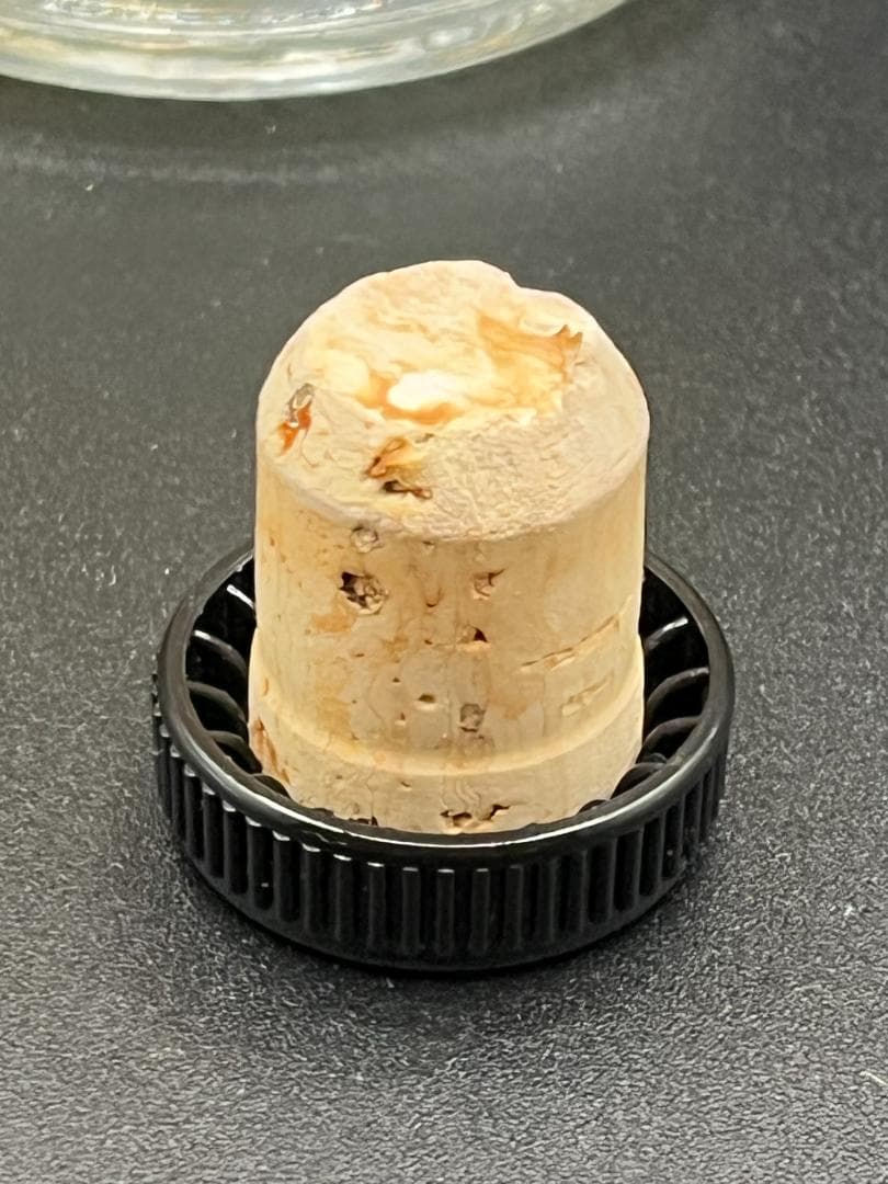 バーボンウイスキーパピーヴァンウィンクルリップヴァンウィンクル20年　空瓶　希少