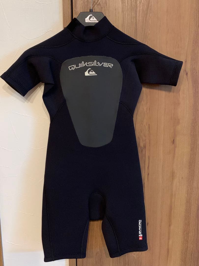 新品／未使用品　クイックシルバー　ウエットスーツ　スプリング　120