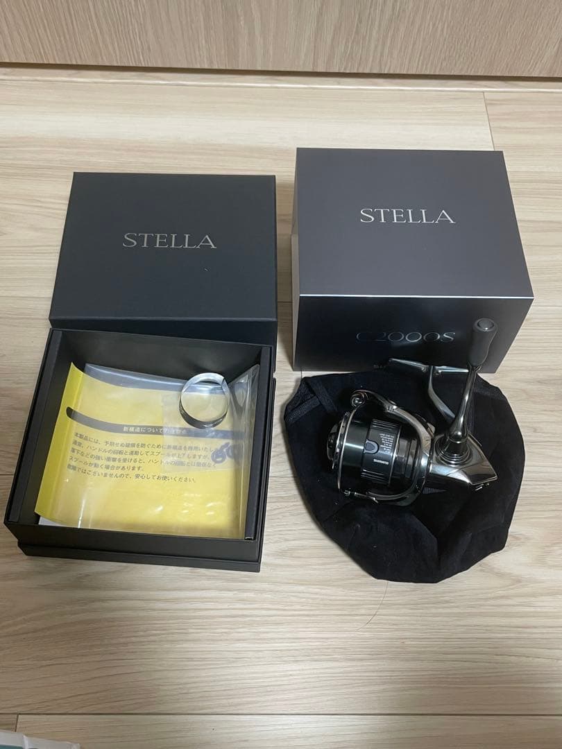 22 STELLA スピニングリール C2000S
