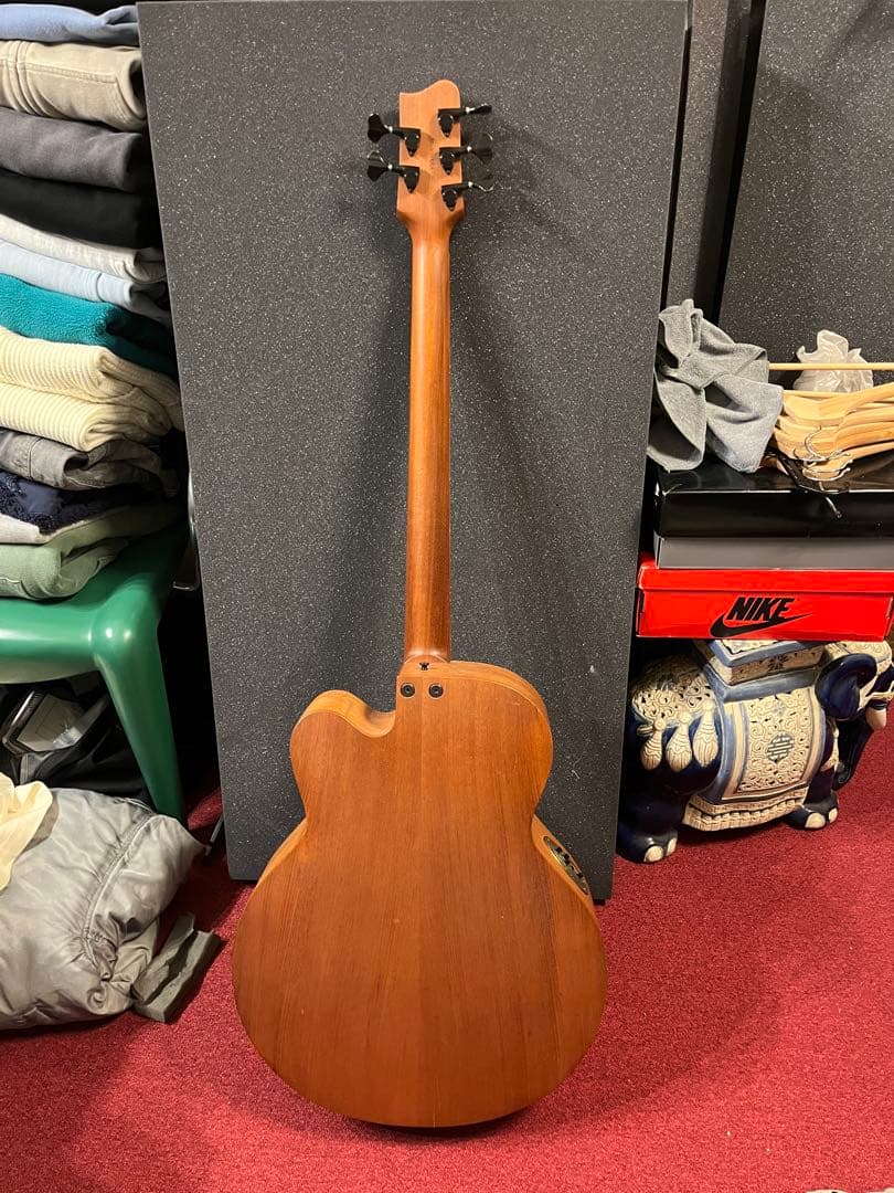 TACOMA 5弦 アコースティックベース USED