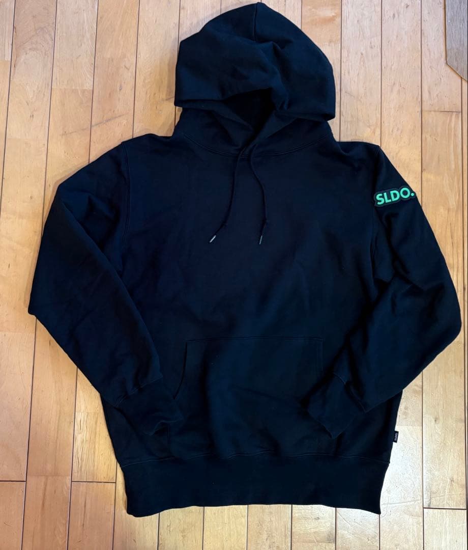 エスルドSLDOサイズM裏起毛フーディーLOGO パーカーブラック