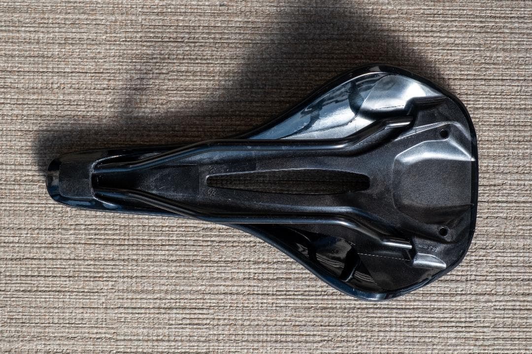 パーツ Specialized Phenom Comp Saddle Black 143