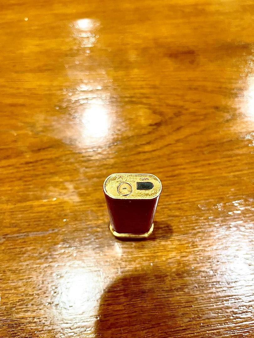 カルティエ ガスライター  オーバル型　ラッカー ボルドー×ゴールド