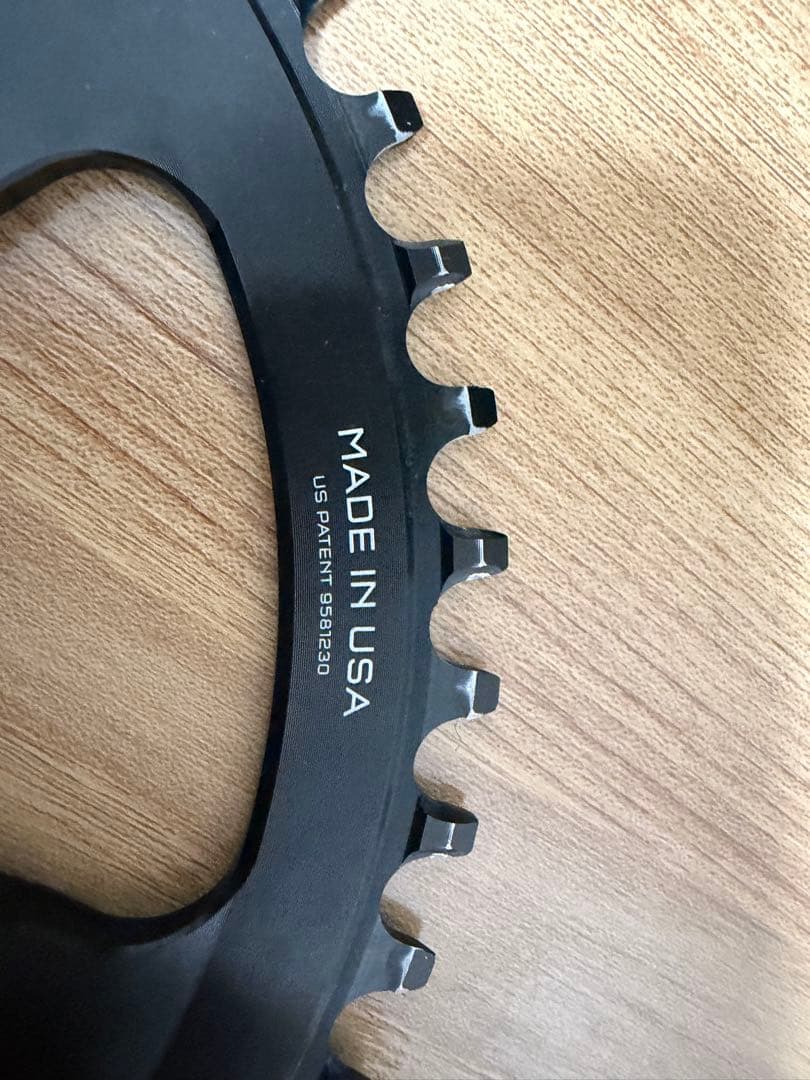 ウルフトゥース　ナローワイド　48t チェーンリング　フロントシングル