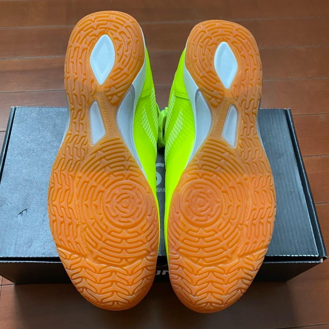 【新品】LUZ e SOMBRAフットサルシューズ／インドア用