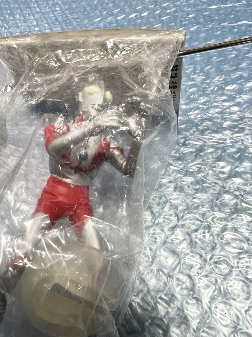 ウルトラマン系？　未開封　23年前位に入手　袋大きさ、縦21㎝、横11㎝