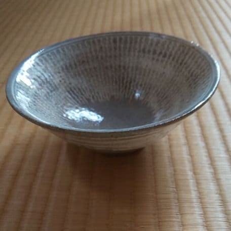 A 128 三島茶碗・五代六兵衛造 ( 坐忘斎箱書付き )